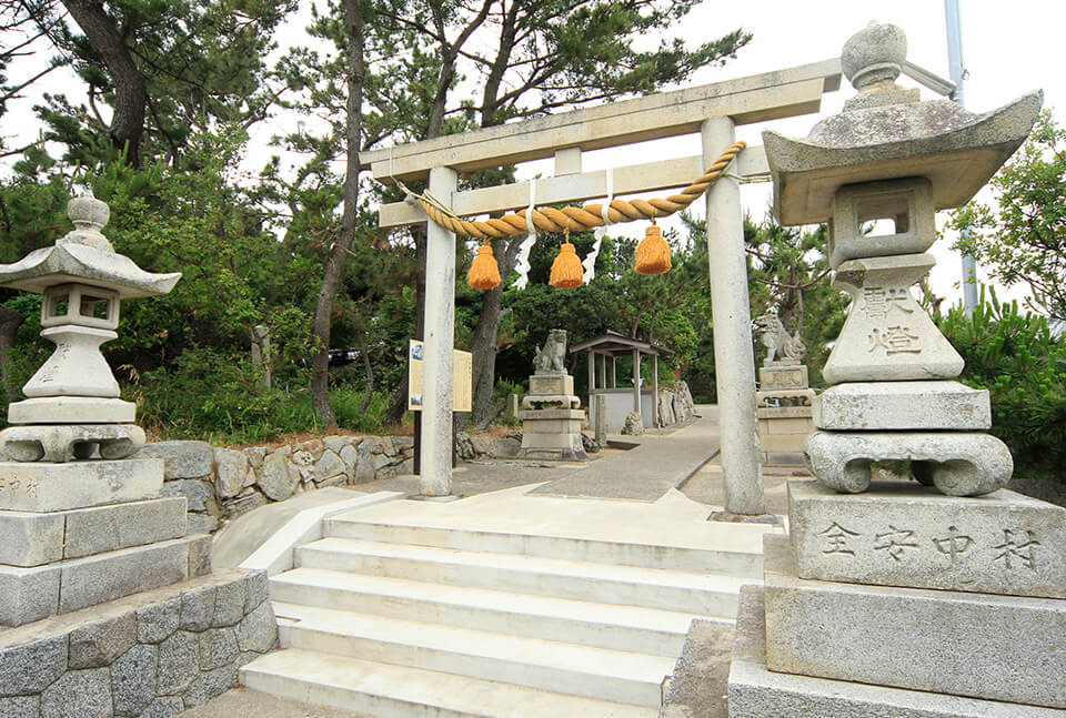 日間賀神社
